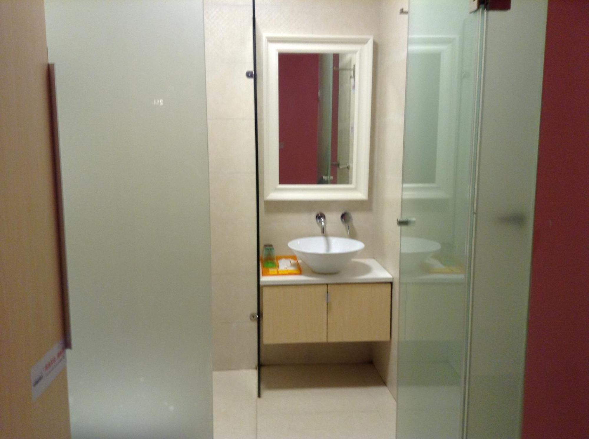 Colour Inn - She Kou Branch Shénzhen Habitación foto